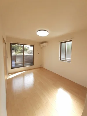 のマンスリーマンション・ウィークリーマンション「イースト　ヒルズ 205・洋室(No.1315178)」メイン画像