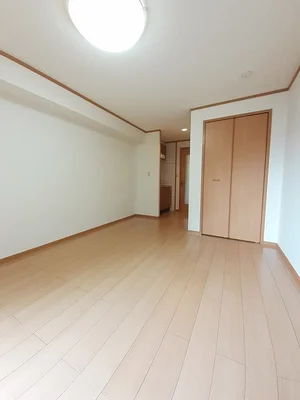 のマンスリーマンション・ウィークリーマンション「ヴィオラＧ 301・洋室(No.1315190)」メイン画像