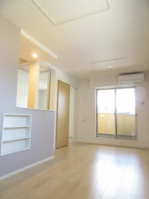 のマンスリーマンション・ウィークリーマンション「モン　リーブル　Ⅵ 201・洋室(No.1315214)」メイン画像