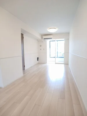 のマンスリーマンション・ウィークリーマンション「シャ・ラ・ラ 102・洋室(No.1315229)」メイン画像