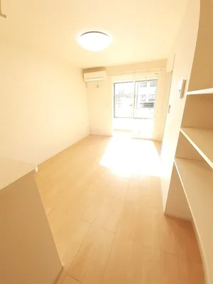 光駅（山口県）のマンスリーマンション・ウィークリーマンション「Ｋ’ｓ　シエージィ　Ａ 101・洋室(No.1315276)」メイン画像