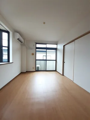 のマンスリーマンション・ウィークリーマンション「キャロット壱番館 201・洋室(No.1315362)」メイン画像