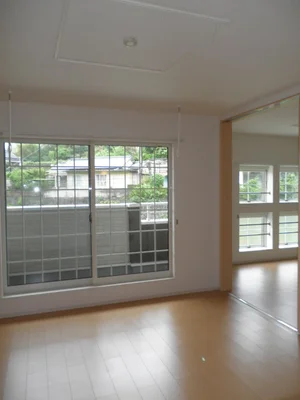 長崎県立大学佐世保校周辺のマンスリーマンション・ウィークリーマンション「サニーサイドコテージ・Ｔ 203・洋室(No.1315378)」メイン画像