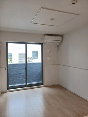 のマンスリーマンション・ウィークリーマンション「ヴィラ・ウエノ 102・洋室(No.1315479)」メイン画像