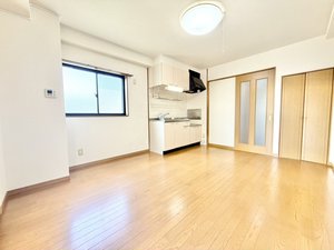 のマンスリーマンション・ウィークリーマンション「リバ－サイド梶原 304・洋室(No.1315509)」メイン画像