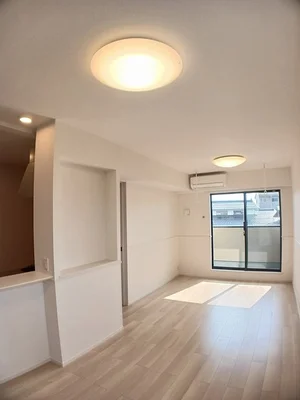 のマンスリーマンション・ウィークリーマンション「ヒカルサ境港外江町イーストⅠ 201・洋室(No.1315554)」メイン画像