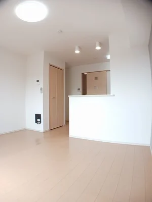 のマンスリーマンション・ウィークリーマンション「ハイグレイス３番館 202・洋室(No.1315679)」メイン画像