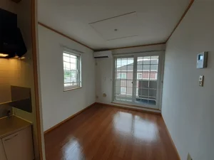 のマンスリーマンション・ウィークリーマンション「ラ・フォーレみかげ　Ｂ 204・洋室(No.1315694)」メイン画像