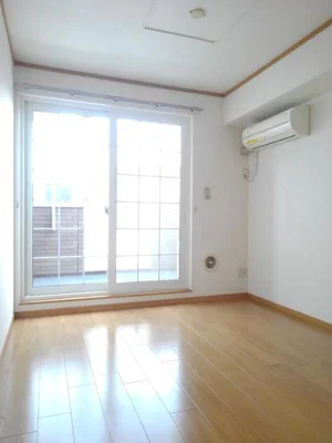 のマンスリーマンション・ウィークリーマンション「ウーノ川島田 203・洋室(No.1315701)」メイン画像