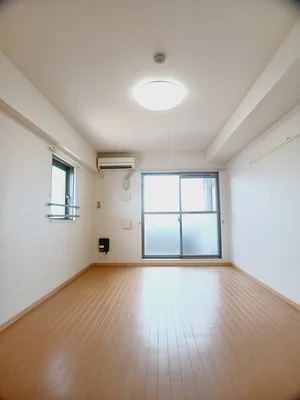 のマンスリーマンション・ウィークリーマンション「ノーブル古瀬 401・洋室(No.1315715)」メイン画像