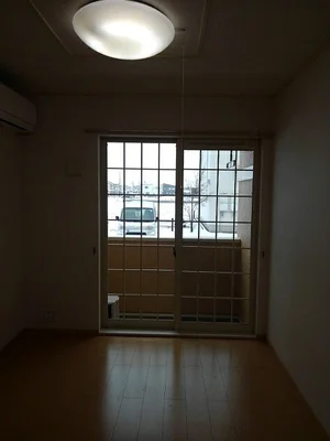 のマンスリーマンション・ウィークリーマンション「Ａｌｉｖｅ　ｉｔ　刻　Ⅲ 102・洋室(No.1315719)」メイン画像