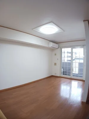 のマンスリーマンション・ウィークリーマンション「カーサ・アンソレイエ 102・洋室(No.1315844)」メイン画像