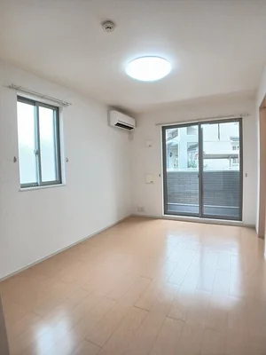 のマンスリーマンション・ウィークリーマンション「メゾン　アンソレイユ 101・洋室(No.1315847)」メイン画像