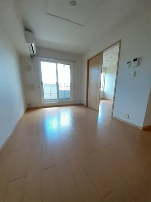 のマンスリーマンション・ウィークリーマンション「チョコレート　コート 202・洋室(No.1315859)」メイン画像