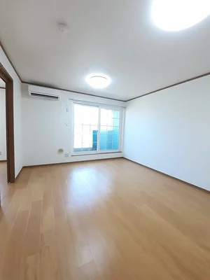 のマンスリーマンション・ウィークリーマンション「フォワージュⅡ 202・洋室(No.1315878)」メイン画像