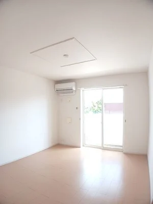 のマンスリーマンション・ウィークリーマンション「メゾンド・セルド・サンティエⅠ 102・洋室(No.1315898)」メイン画像