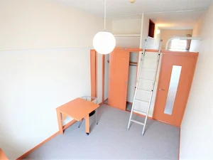 のマンスリーマンション・ウィークリーマンション「レオパレス彩Ⅲ 207(No.1316052)」メイン画像