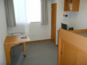 のマンスリーマンション・ウィークリーマンション「レオパレスｂｌｏｏｍⅡ 102(No.1316070)」メイン画像