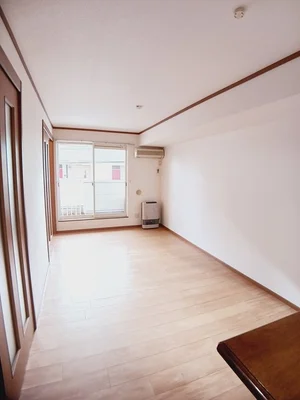 のマンスリーマンション・ウィークリーマンション「ロイヤルシャトー・ヴィル 202・洋室(No.1316115)」メイン画像