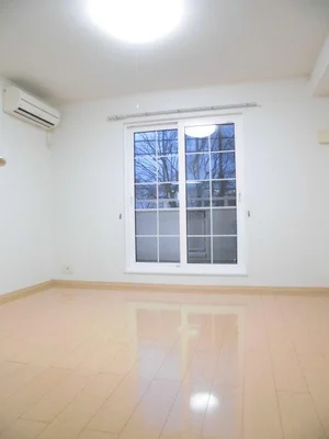 のマンスリーマンション・ウィークリーマンション「オーヴＡ＆Ｍ 201・洋室(No.1316129)」メイン画像