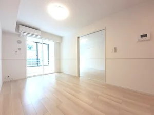 のマンスリーマンション・ウィークリーマンション「クレストヴィラ 102・洋室(No.1316252)」メイン画像