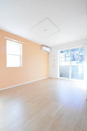 のマンスリーマンション・ウィークリーマンション「カーネリアン山ノ内　Ⅱ 102・洋室(No.1316300)」メイン画像