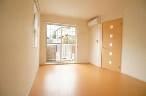 のマンスリーマンション・ウィークリーマンション「シルク　ガ－デン　Ａ 103・洋室(No.1316394)」メイン画像