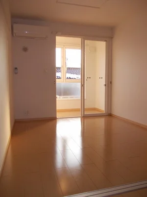 のマンスリーマンション・ウィークリーマンション「プロムナードカルム 102・洋室(No.1316499)」メイン画像