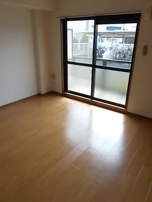 のマンスリーマンション・ウィークリーマンション「ブィオラヒルズ 102・洋室(No.1316514)」メイン画像