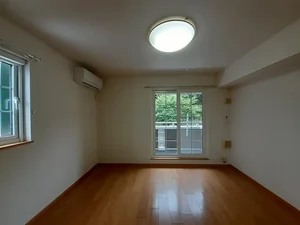 のマンスリーマンション・ウィークリーマンション「イースト．ウィング 201・洋室(No.1316620)」メイン画像