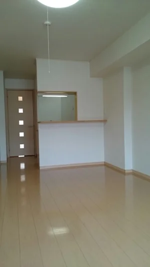 のマンスリーマンション・ウィークリーマンション「カ－サ・フィオ－レ 102・洋室(No.1316639)」メイン画像