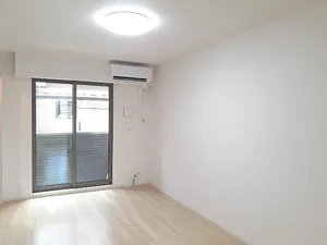 のマンスリーマンション・ウィークリーマンション「カーサソラーレⅢ 102・洋室(No.1316727)」メイン画像