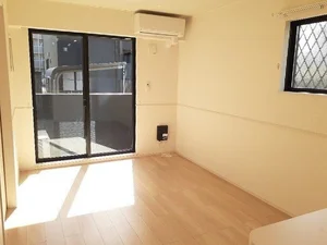 のマンスリーマンション・ウィークリーマンション「ルミナーレ　Ⅰ 102・洋室(No.1316731)」メイン画像