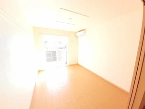 のマンスリーマンション・ウィークリーマンション「メゾンプラシード　Ⅰ 101・洋室(No.1316771)」メイン画像