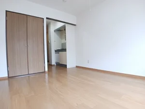 のマンスリーマンション・ウィークリーマンション「サンフレッチェ南条Ｂ 106・洋室(No.1316823)」メイン画像