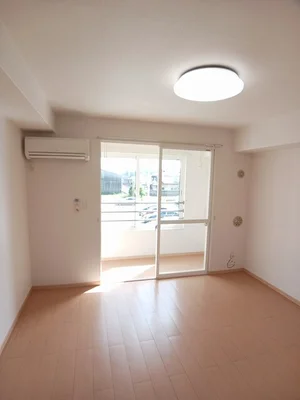 鳥取市古海（鳥取県）のマンスリーマンション・ウィークリーマンション「アルティシモ 203・洋室(No.1316943)」メイン画像