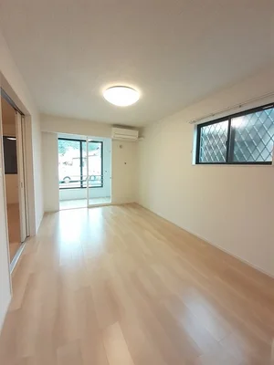 のマンスリーマンション・ウィークリーマンション「サンヴィレッジ郡Ａ 102・洋室(No.1316969)」メイン画像