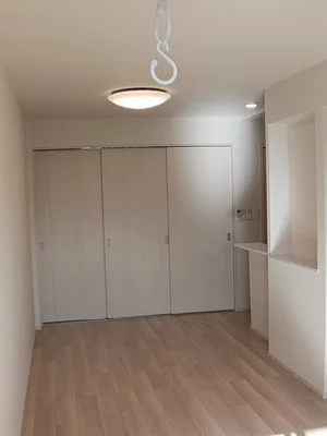 のマンスリーマンション・ウィークリーマンション「レッド　スイートピーⅡ 202・洋室(No.1316976)」メイン画像