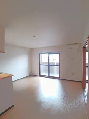 のマンスリーマンション・ウィークリーマンション「デイ　ドリーム 702・洋室(No.1316994)」メイン画像