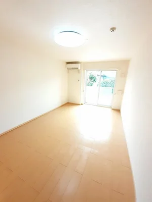 のマンスリーマンション・ウィークリーマンション「ミール西町 103・洋室(No.1317052)」メイン画像