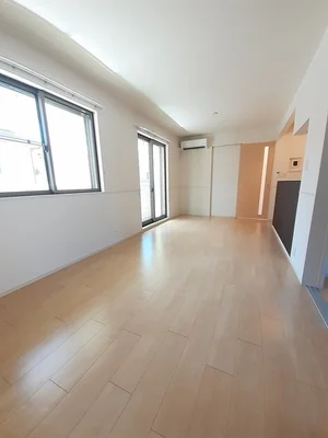 のマンスリーマンション・ウィークリーマンション「ストーンズ三次ｙｕ　Ⅰ 102・洋室(No.1317075)」メイン画像