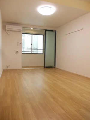 のマンスリーマンション・ウィークリーマンション「セルカ　デ　マーレ 204・洋室(No.1317118)」メイン画像