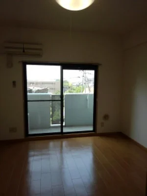 湯田温泉駅（山口県）のマンスリーマンション・ウィークリーマンション「ラ・メゾン・カシェ 402・洋室(No.1317137)」メイン画像