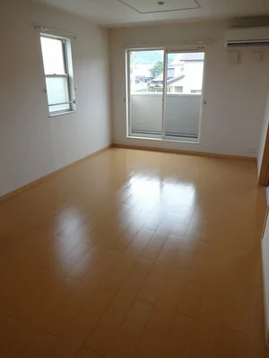 山口市のマンスリーマンション・ウィークリーマンション「ソレイユ　レヴァーＢ 201・洋室(No.1317155)」メイン画像