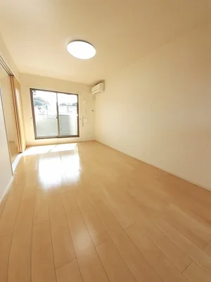 のマンスリーマンション・ウィークリーマンション「コンフォート幡生 303・洋室(No.1317161)」メイン画像