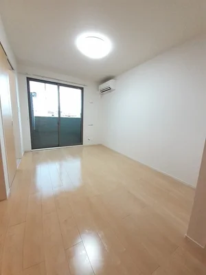 山口県のマンスリーマンション・ウィークリーマンション「ブロッサムスクエア 105・洋室(No.1317168)」メイン画像