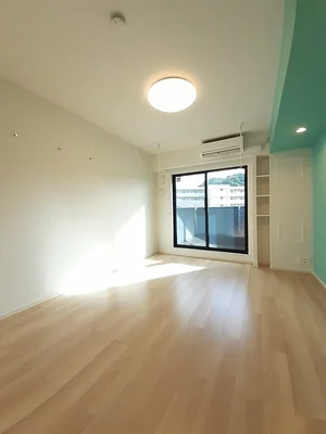 のマンスリーマンション・ウィークリーマンション「青龍シャトー 302・洋室(No.1317177)」メイン画像