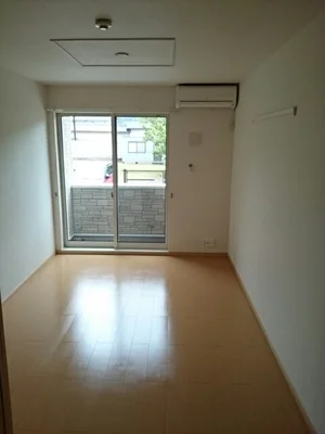 のマンスリーマンション・ウィークリーマンション「ダブル　セレッサ　フロレス 102・洋室(No.1317231)」メイン画像