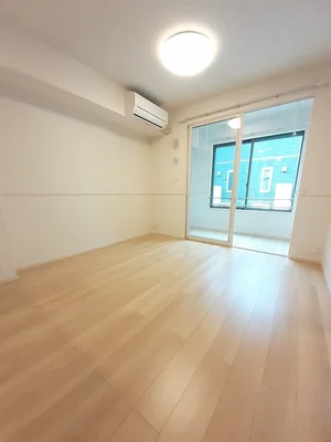 のマンスリーマンション・ウィークリーマンション「エム・セレーノ 104・洋室(No.1317272)」メイン画像