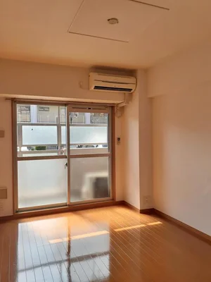 のマンスリーマンション・ウィークリーマンション「コンフォーティア東戸塚 102・洋室(No.1317334)」メイン画像